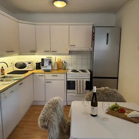Apartman Cozy - Free Parking & Wifi *